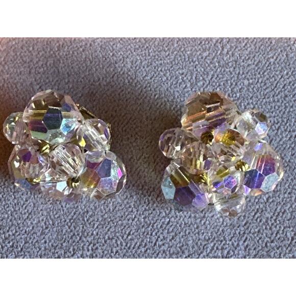 Vintage Iridescent Pink Flower Hand Beaded Clip On Earrings Elegant Romantic - Picture 3 of 8